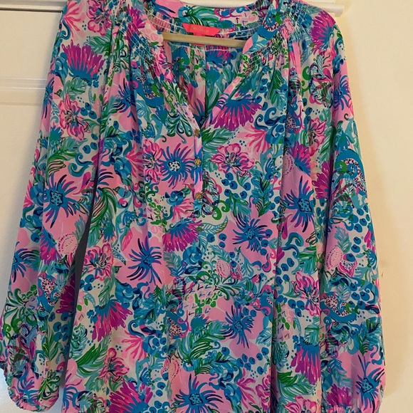 Authentic Lilly Pulitzer Elsa Silk Blouse, Mandevilla Baby Paradise Petals, XL - Picture 2 of 5
